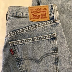 Levi’s Low Pro Straight